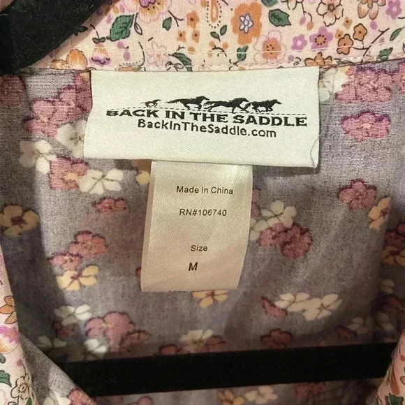 Back in the Saddle Purple Floral Snap Front Collared Shirt Pearl Buttons Size M - Picture 6 of 11